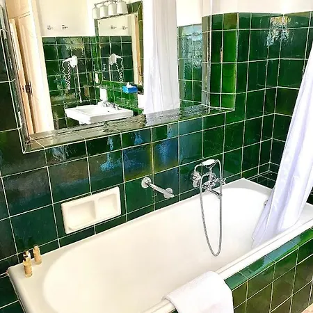 Domaine Du Paradis Des Oiseaux Guest house 3*
