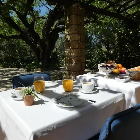 Guest house Domaine Du Paradis Des Oiseaux Mougins